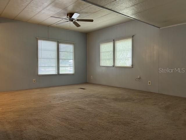 For Sale: $119,900 (2 beds, 1 baths, 1214 Square Feet)