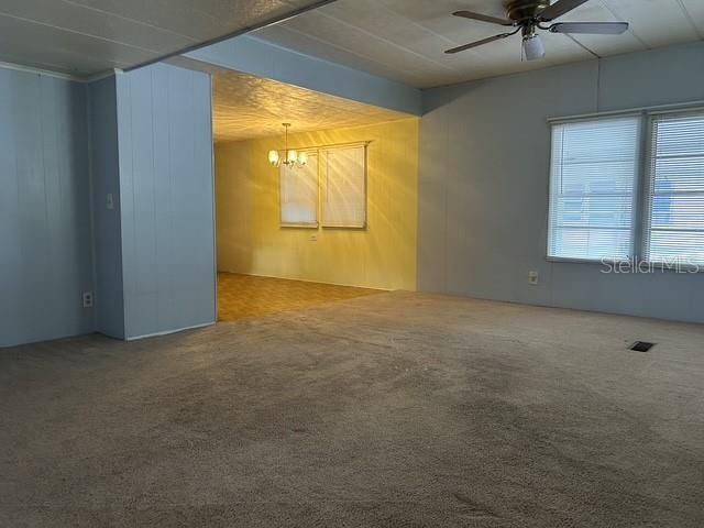 For Sale: $119,900 (2 beds, 1 baths, 1214 Square Feet)