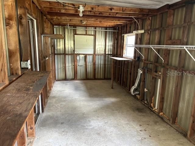 For Sale: $119,900 (2 beds, 1 baths, 1214 Square Feet)