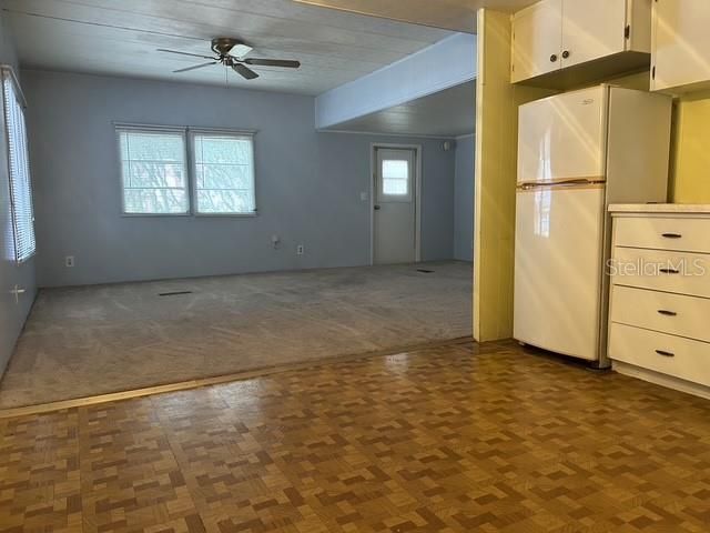 For Sale: $119,900 (2 beds, 1 baths, 1214 Square Feet)