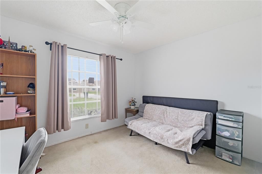 En Venta: $289,000 (3 camas, 2 baños, 1270 Pies cuadrados)