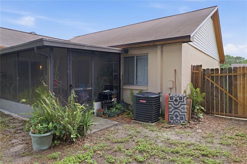 En Venta: $289,000 (3 camas, 2 baños, 1270 Pies cuadrados)