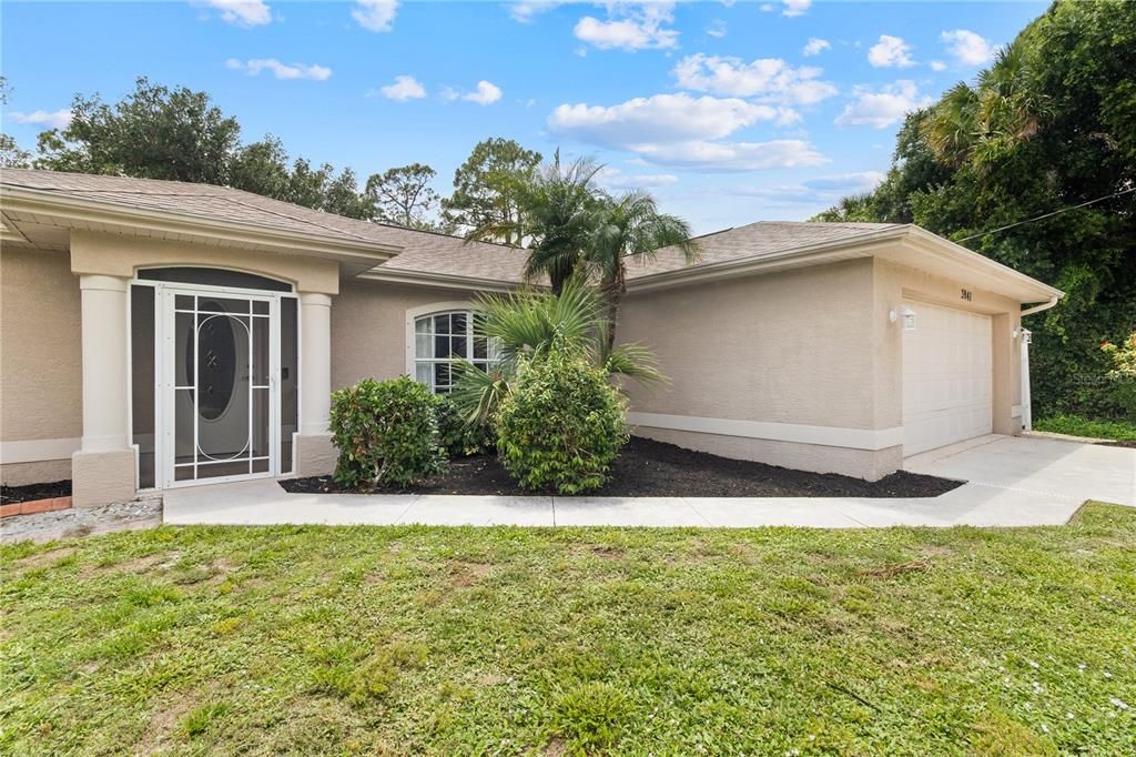 For Sale: $352,000 (3 beds, 2 baths, 1541 Square Feet)
