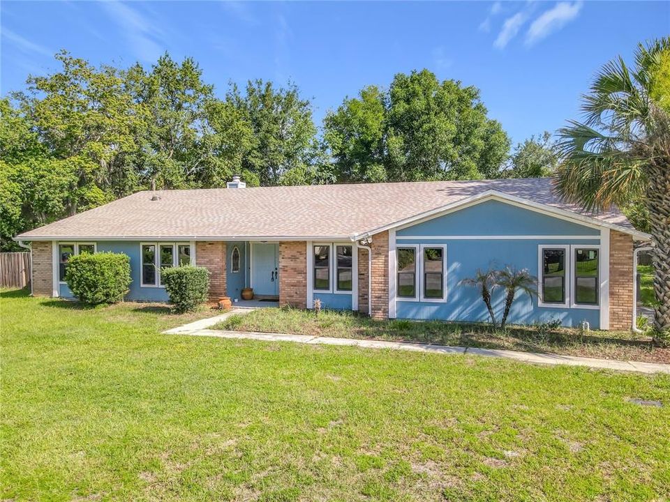 For Sale: $449,900 (4 beds, 2 baths, 2419 Square Feet)