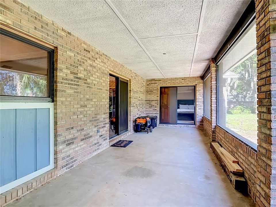For Sale: $449,900 (4 beds, 2 baths, 2419 Square Feet)