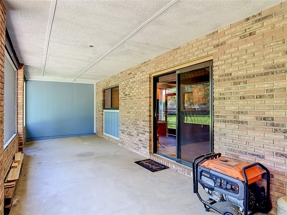 For Sale: $449,900 (4 beds, 2 baths, 2419 Square Feet)