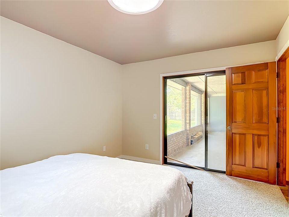 For Sale: $449,900 (4 beds, 2 baths, 2419 Square Feet)