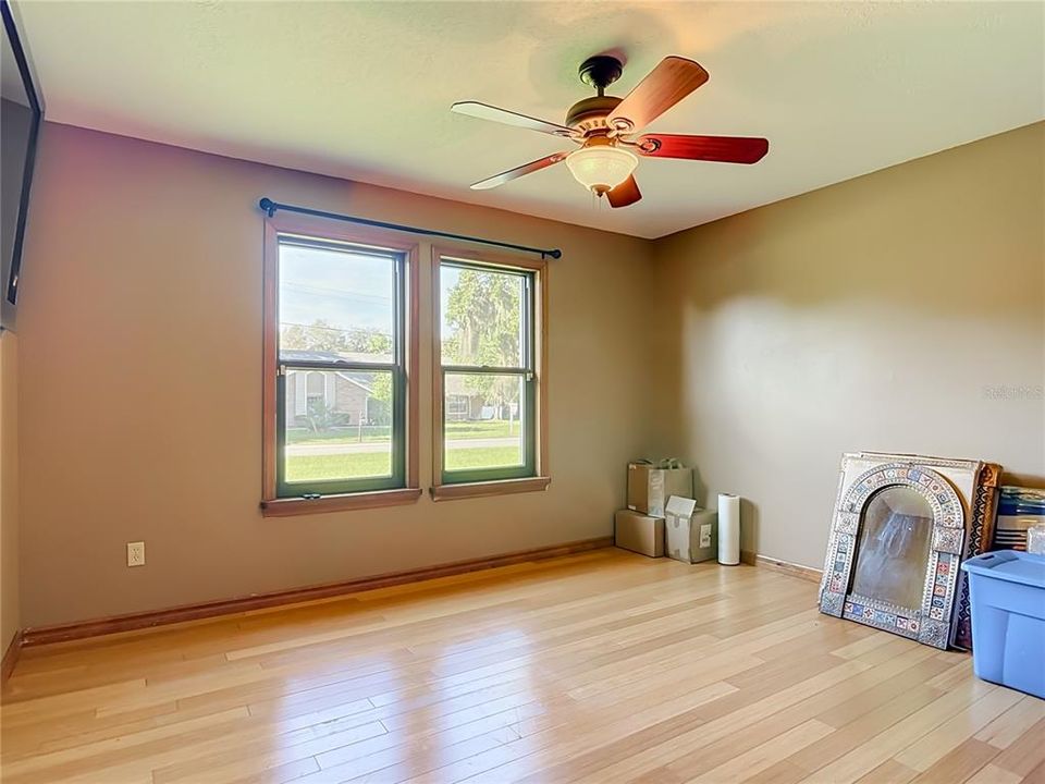 For Sale: $449,900 (4 beds, 2 baths, 2419 Square Feet)