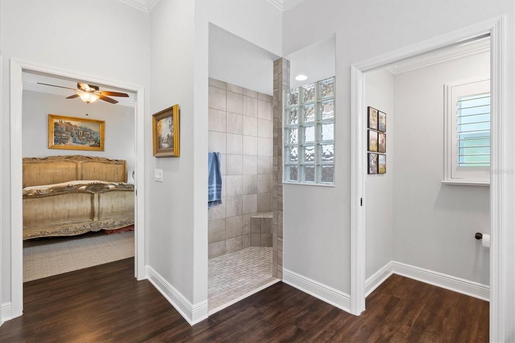 For Sale: $825,000 (3 beds, 2 baths, 2280 Square Feet)