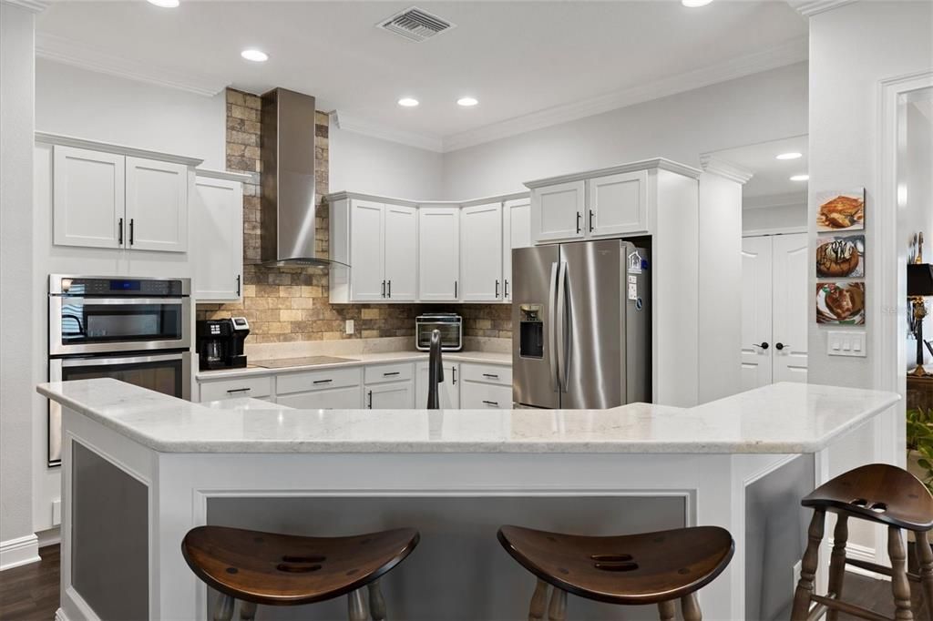 For Sale: $825,000 (3 beds, 2 baths, 2280 Square Feet)