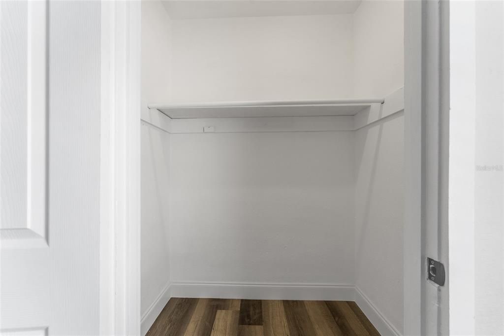 En Venta: $269,000 (3 camas, 1 baños, 930 Pies cuadrados)