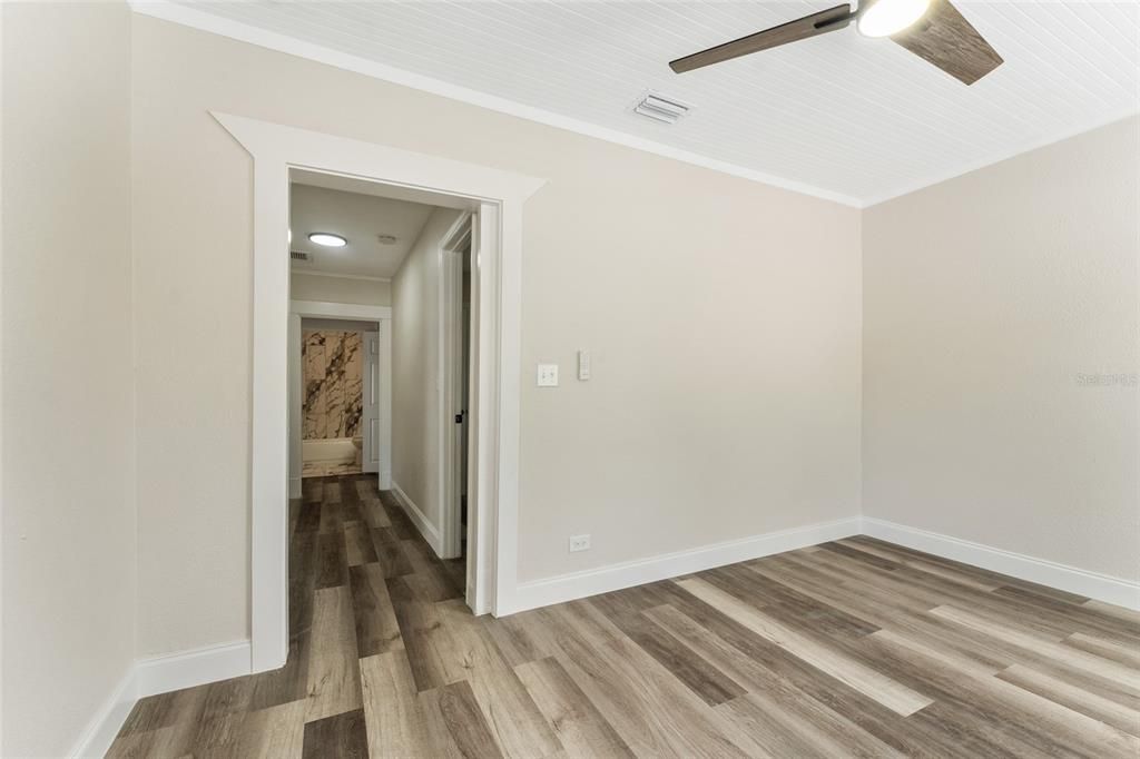 En Venta: $269,000 (3 camas, 1 baños, 930 Pies cuadrados)