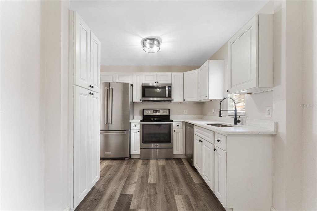 En Venta: $269,000 (3 camas, 1 baños, 930 Pies cuadrados)