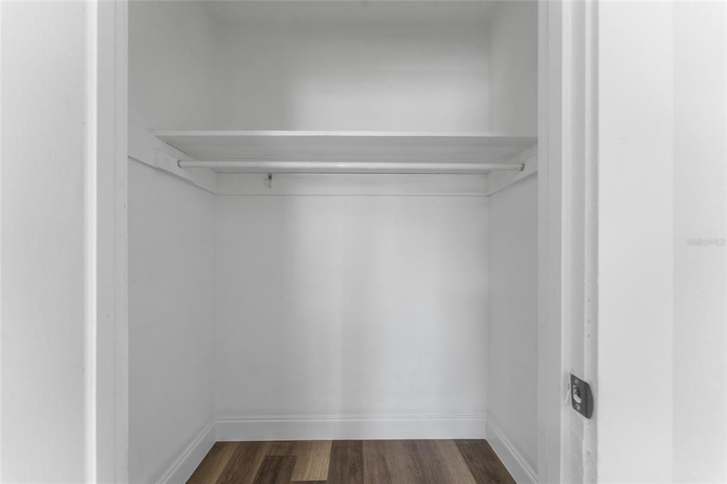 En Venta: $269,000 (3 camas, 1 baños, 930 Pies cuadrados)
