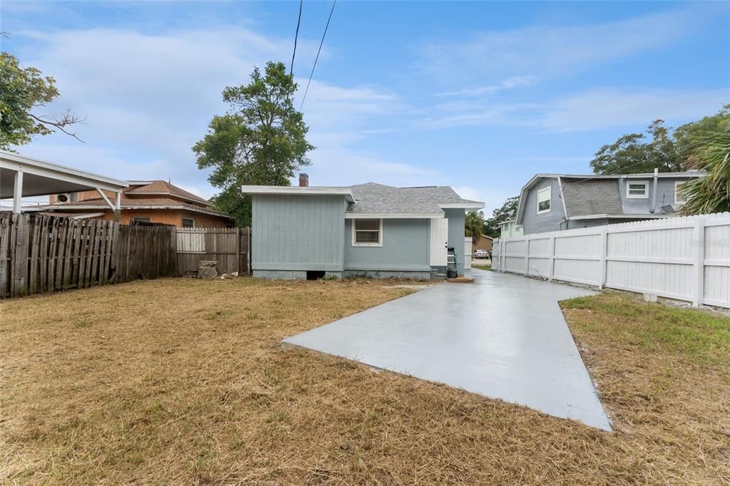 En Venta: $269,000 (3 camas, 1 baños, 930 Pies cuadrados)