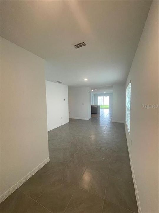 En Renta: $2,100 (3 camas, 2 baños, 1560 Pies cuadrados)