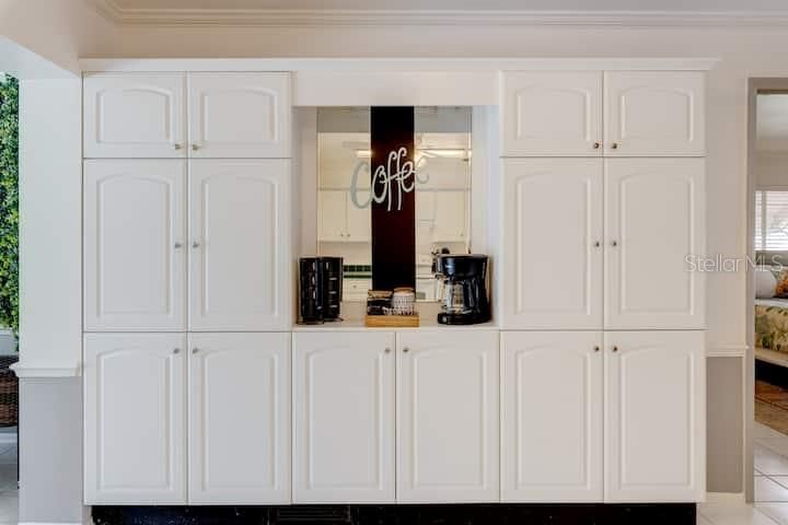 For Rent: $4,100 (3 beds, 2 baths, 1819 Square Feet)