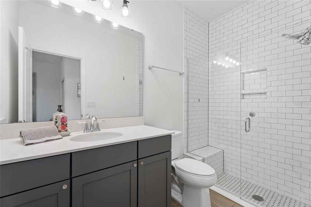En Venta: $455,000 (4 camas, 3 baños, 2190 Pies cuadrados)