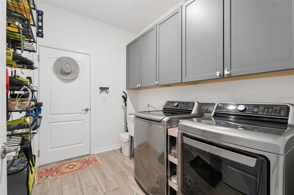 En Venta: $455,000 (4 camas, 3 baños, 2190 Pies cuadrados)