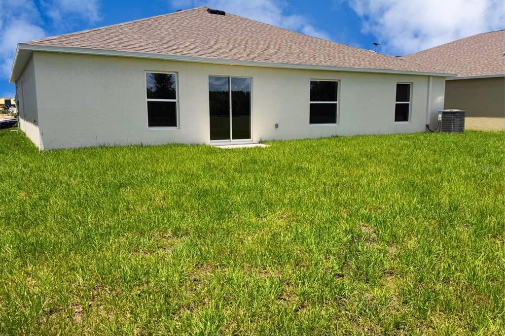 For Rent: $2,300 (3 beds, 2 baths, 1843 Square Feet)
