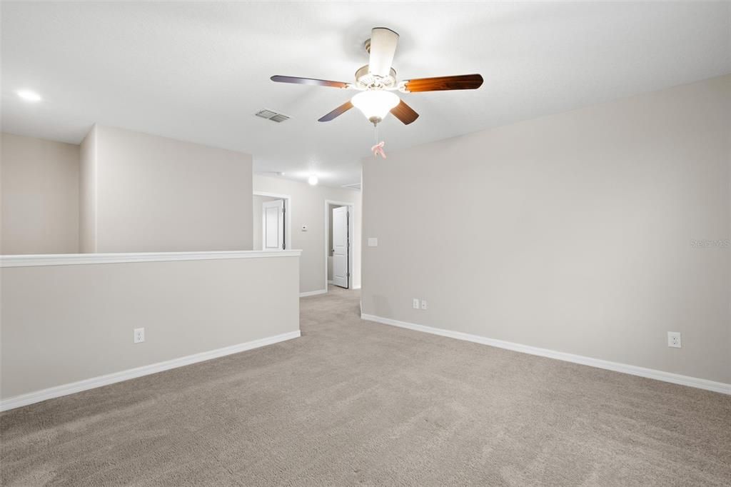 For Sale: $359,900 (4 beds, 2 baths, 2570 Square Feet)