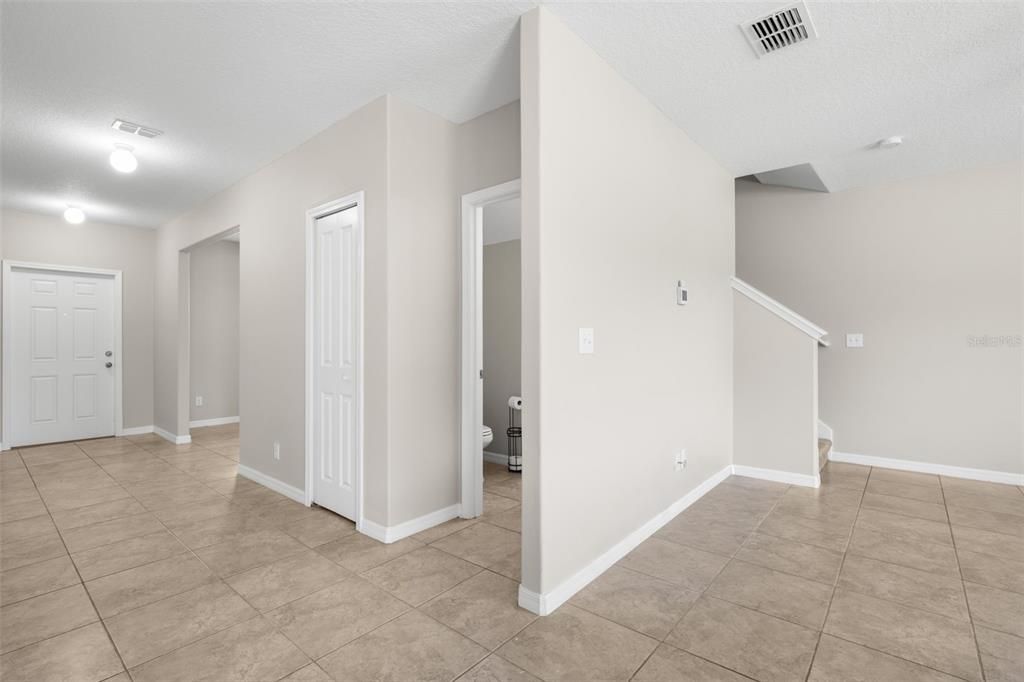 For Sale: $359,900 (4 beds, 2 baths, 2570 Square Feet)