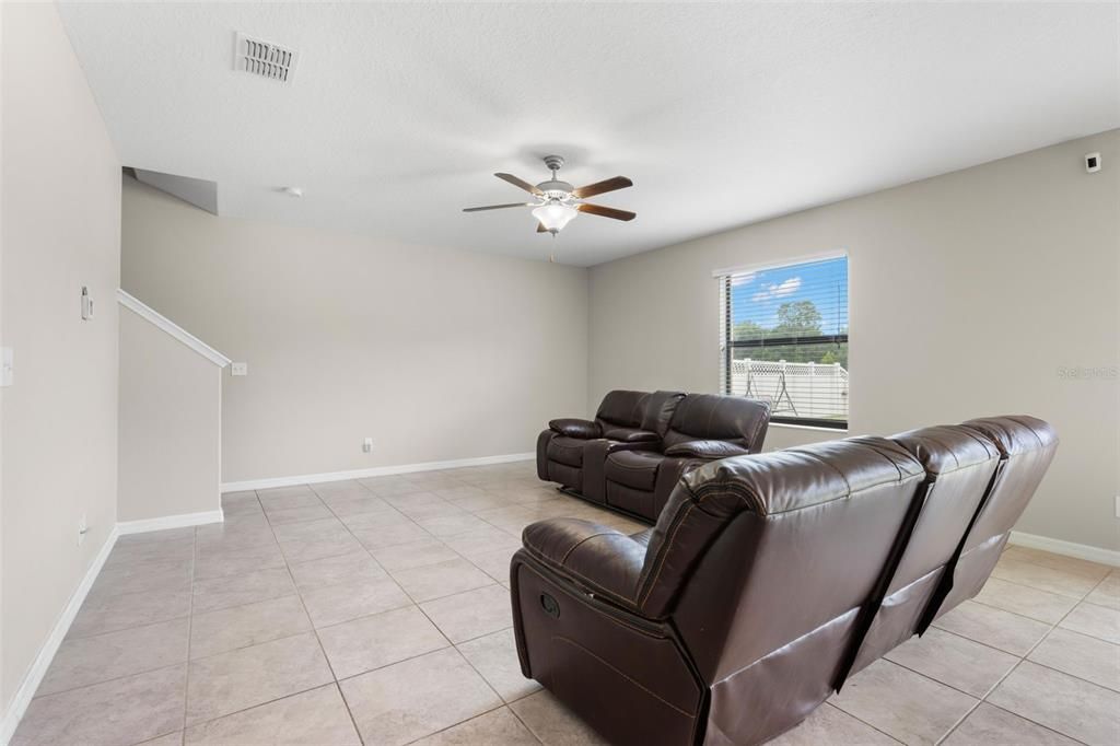 For Sale: $359,900 (4 beds, 2 baths, 2570 Square Feet)
