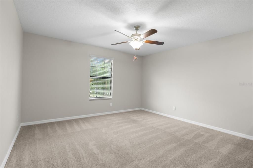For Sale: $359,900 (4 beds, 2 baths, 2570 Square Feet)