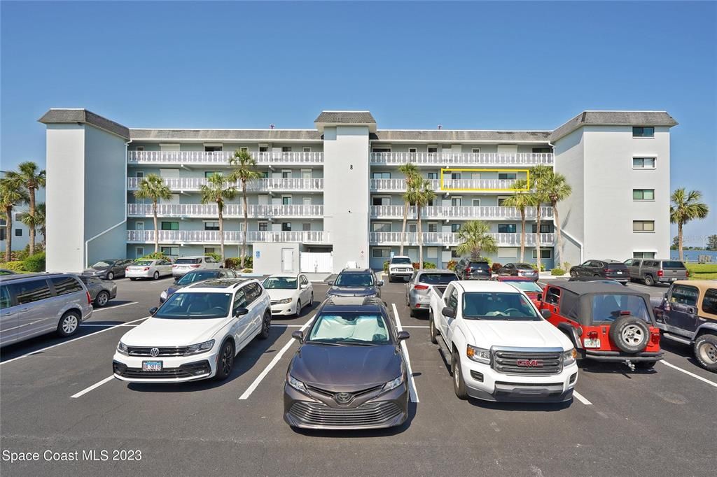 For Sale: $359,900 (2 beds, 2 baths, 1316 Square Feet)