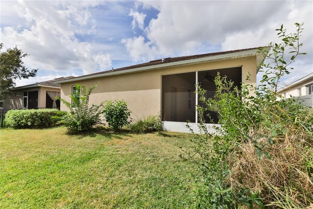 For Rent: $2,750 (4 beds, 2 baths, 2009 Square Feet)