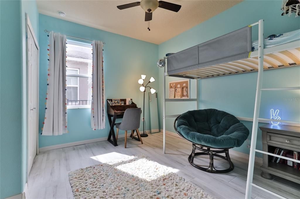 For Rent: $2,750 (4 beds, 2 baths, 2009 Square Feet)