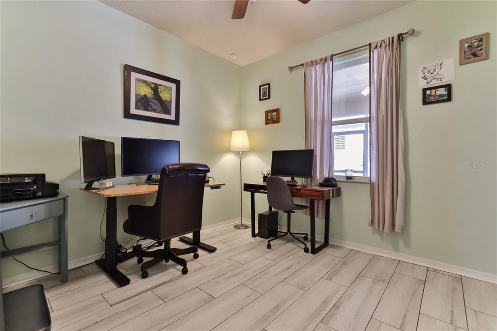 For Rent: $2,750 (4 beds, 2 baths, 2009 Square Feet)