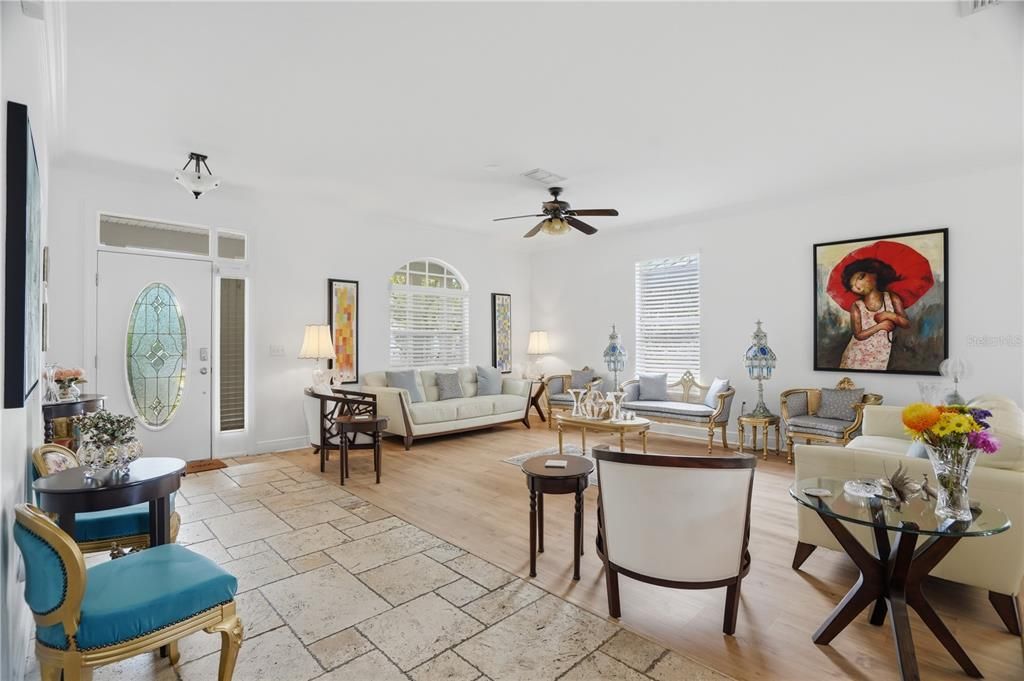 For Sale: $999,000 (3 beds, 2 baths, 2160 Square Feet)