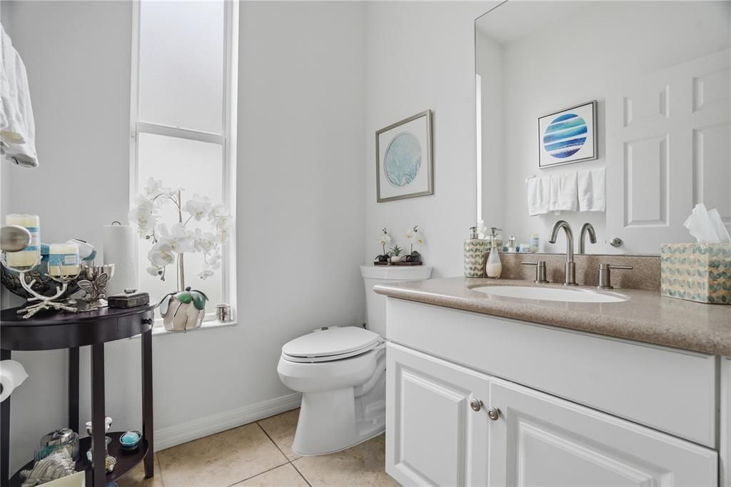 For Sale: $999,000 (3 beds, 2 baths, 2160 Square Feet)