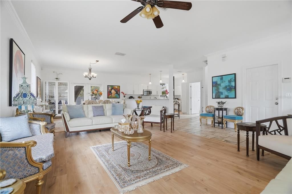 For Sale: $999,000 (3 beds, 2 baths, 2160 Square Feet)