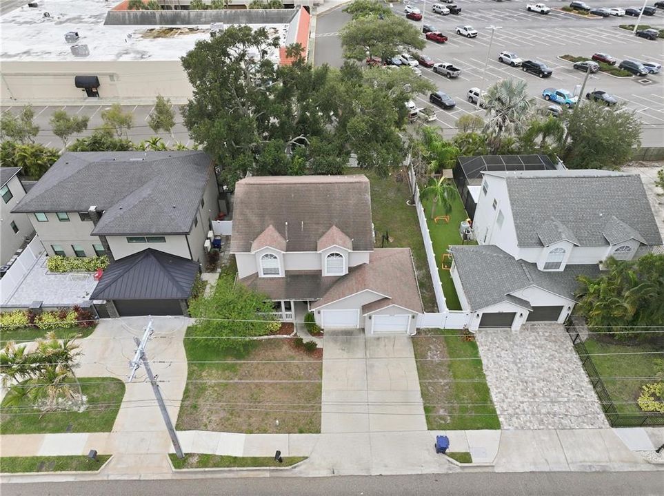 For Sale: $999,000 (3 beds, 2 baths, 2160 Square Feet)