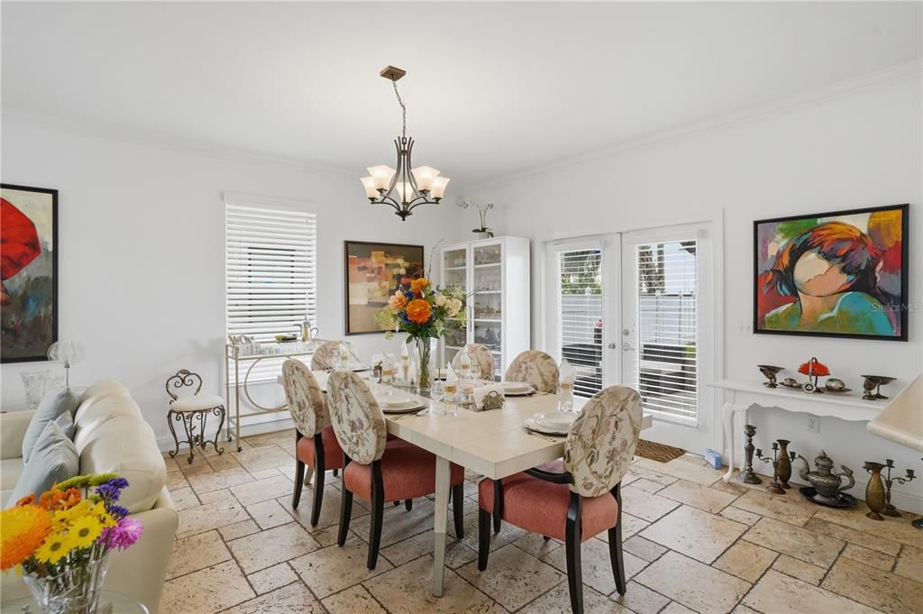 For Sale: $999,000 (3 beds, 2 baths, 2160 Square Feet)