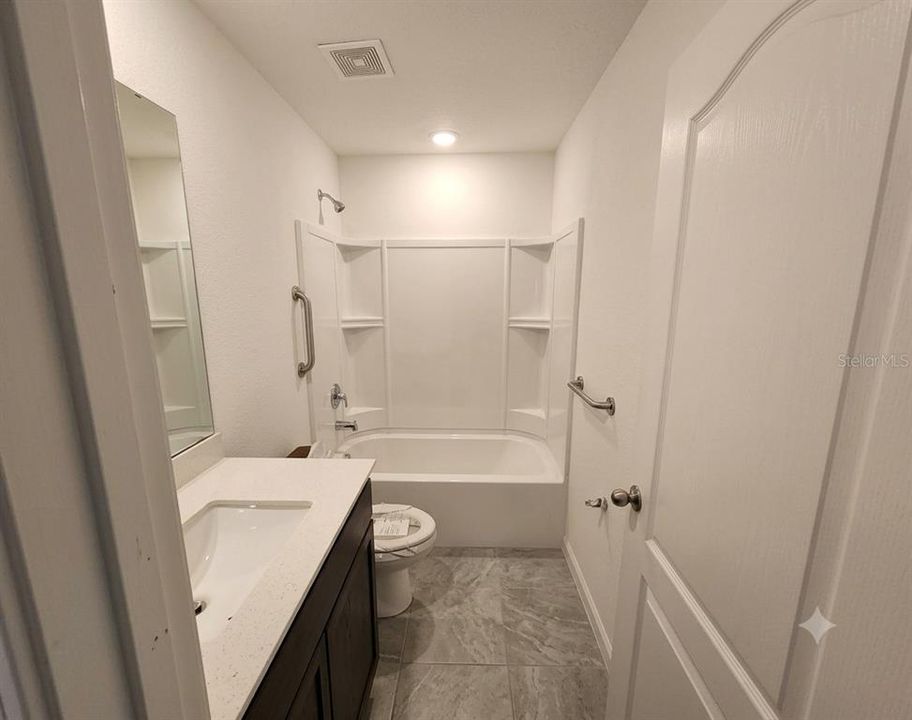 For Sale: $276,000 (3 beds, 2 baths, 1720 Square Feet)