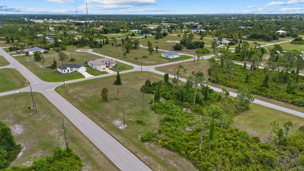 На продажу: $22,900 (0.17 acres)