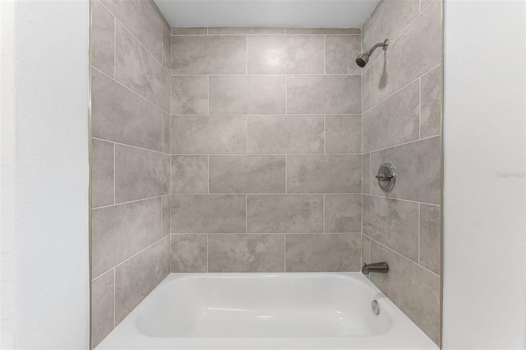 En Venta: $259,000 (3 camas, 1 baños, 885 Pies cuadrados)