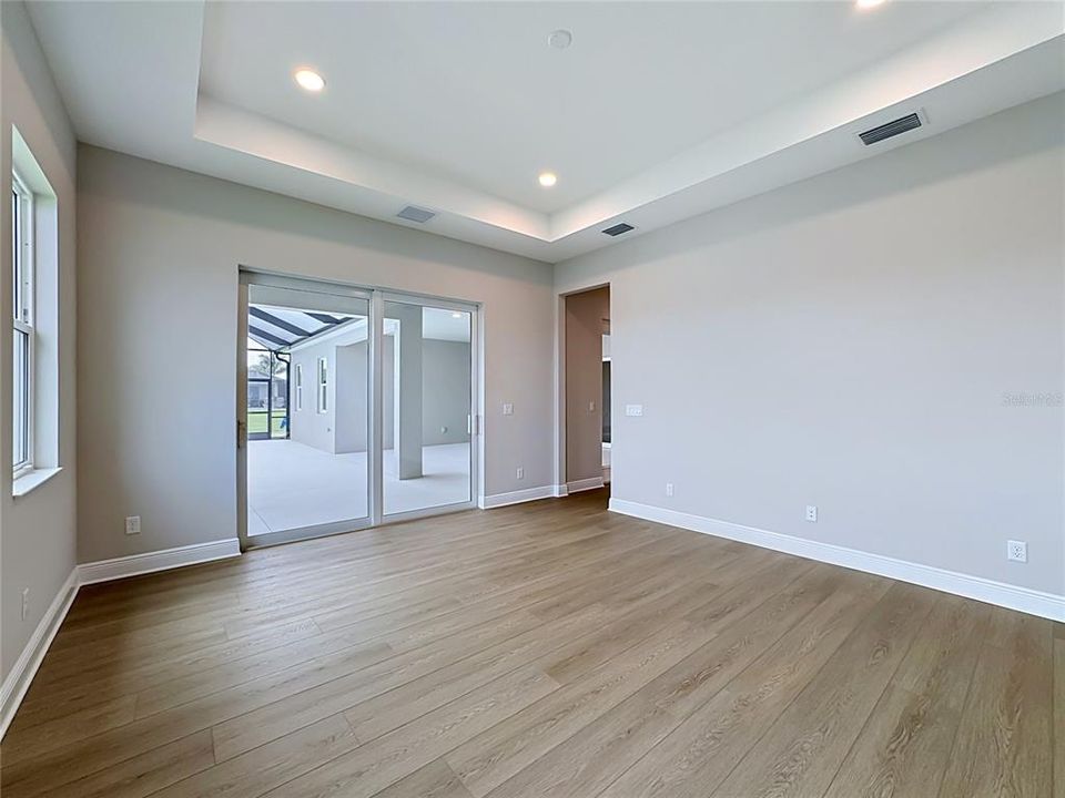 En Venta: $1,293,900 (4 camas, 4 baños, 3291 Pies cuadrados)