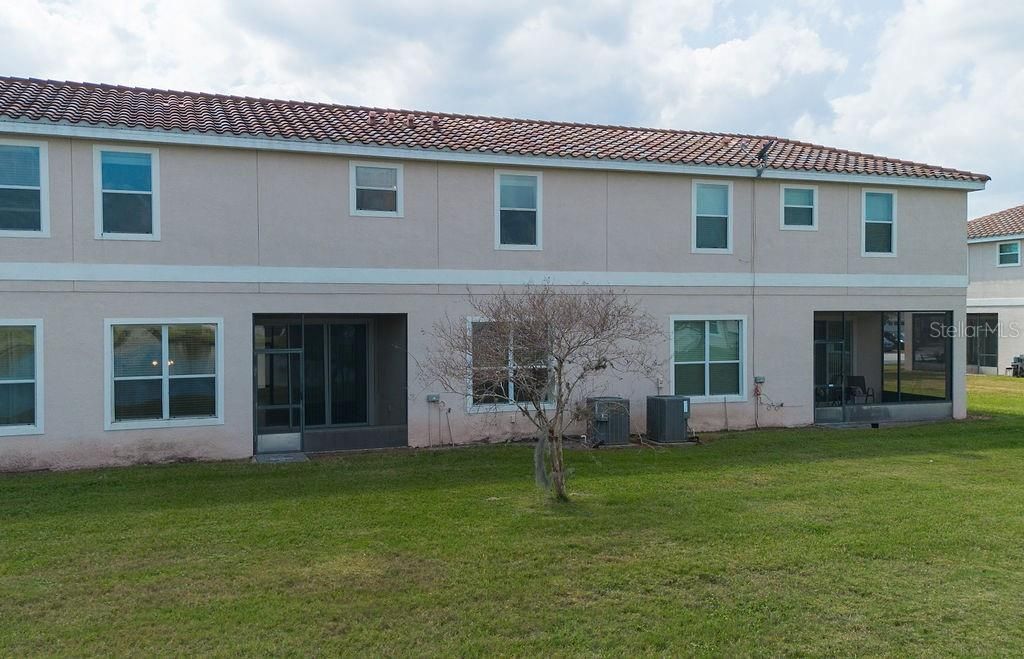 For Rent: $2,350 (3 beds, 2 baths, 1838 Square Feet)