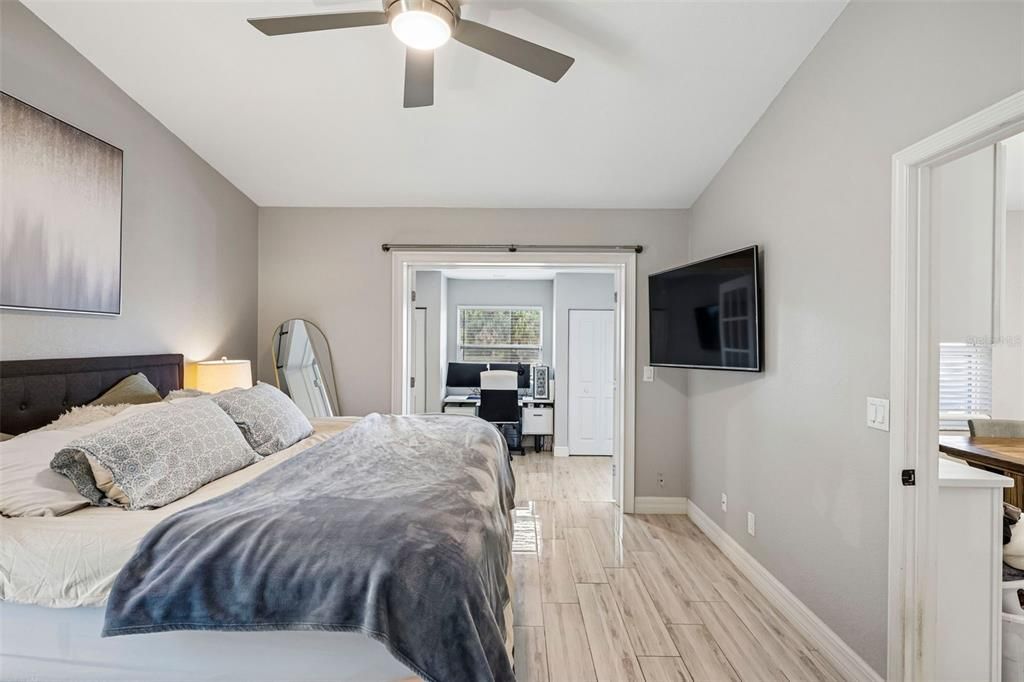 For Sale: $850,000 (3 beds, 3 baths, 2144 Square Feet)