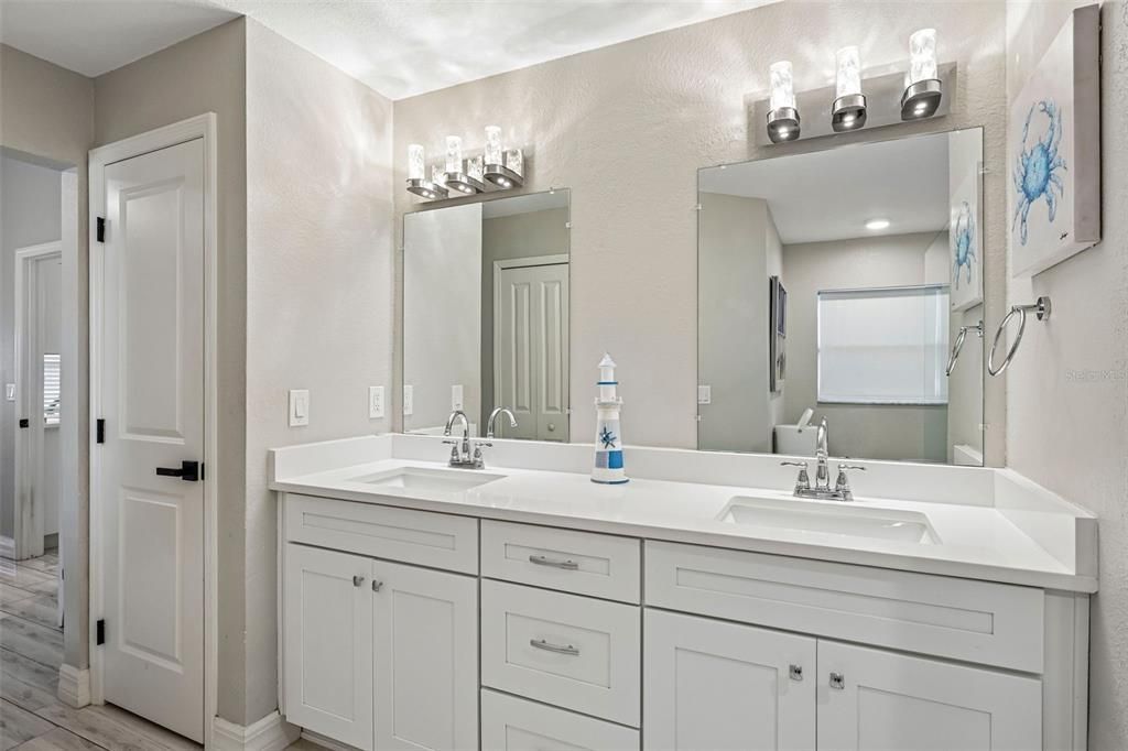 For Sale: $850,000 (3 beds, 3 baths, 2144 Square Feet)