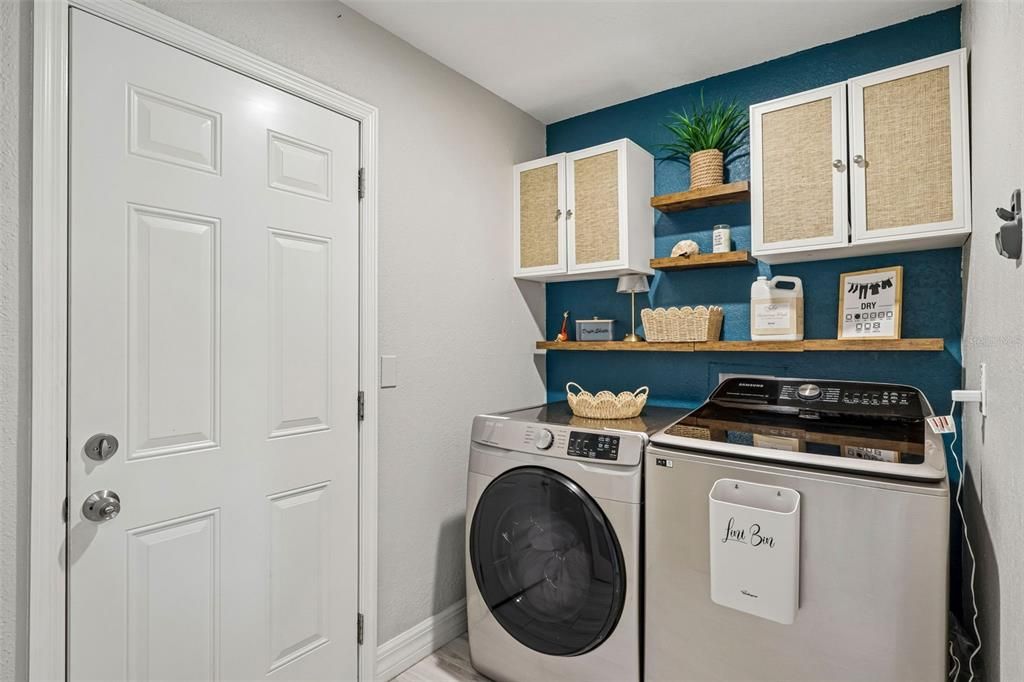 For Sale: $850,000 (3 beds, 3 baths, 2144 Square Feet)