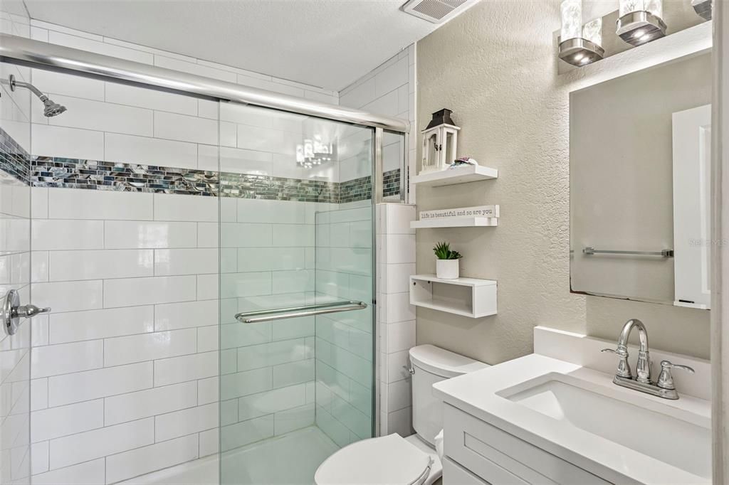 For Sale: $850,000 (3 beds, 3 baths, 2144 Square Feet)