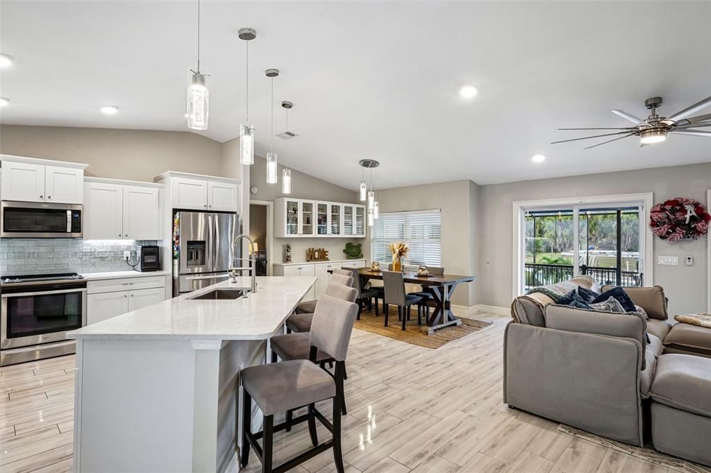 For Sale: $850,000 (3 beds, 3 baths, 2144 Square Feet)