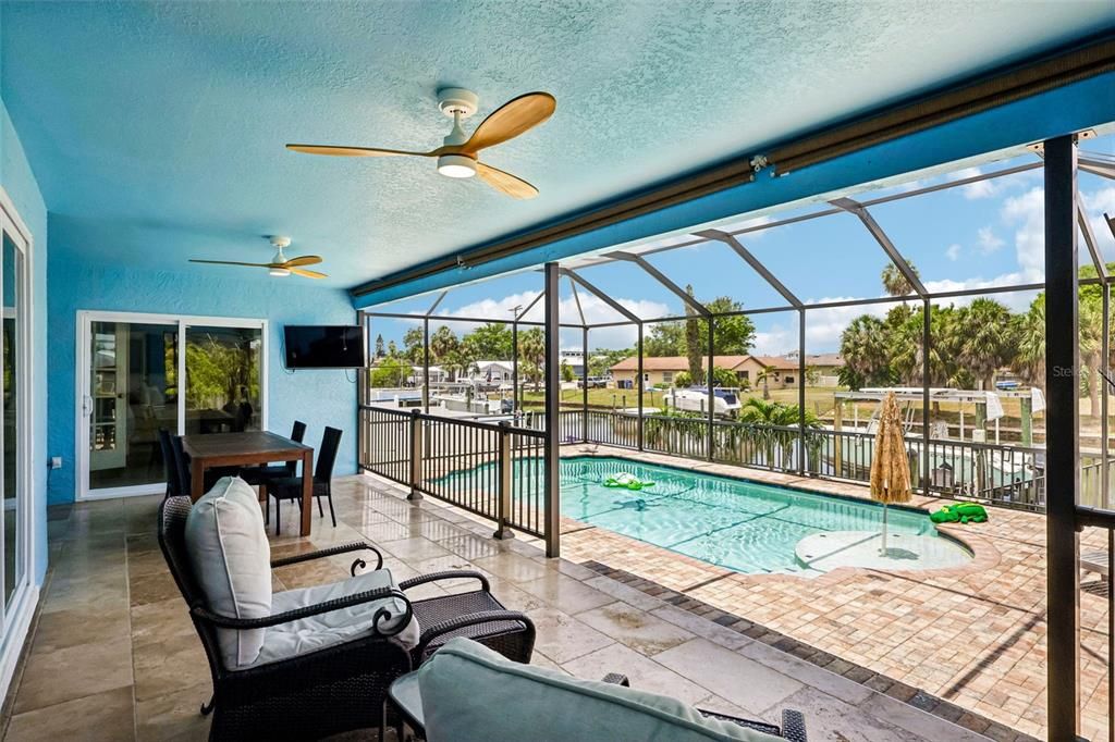 For Sale: $850,000 (3 beds, 3 baths, 2144 Square Feet)