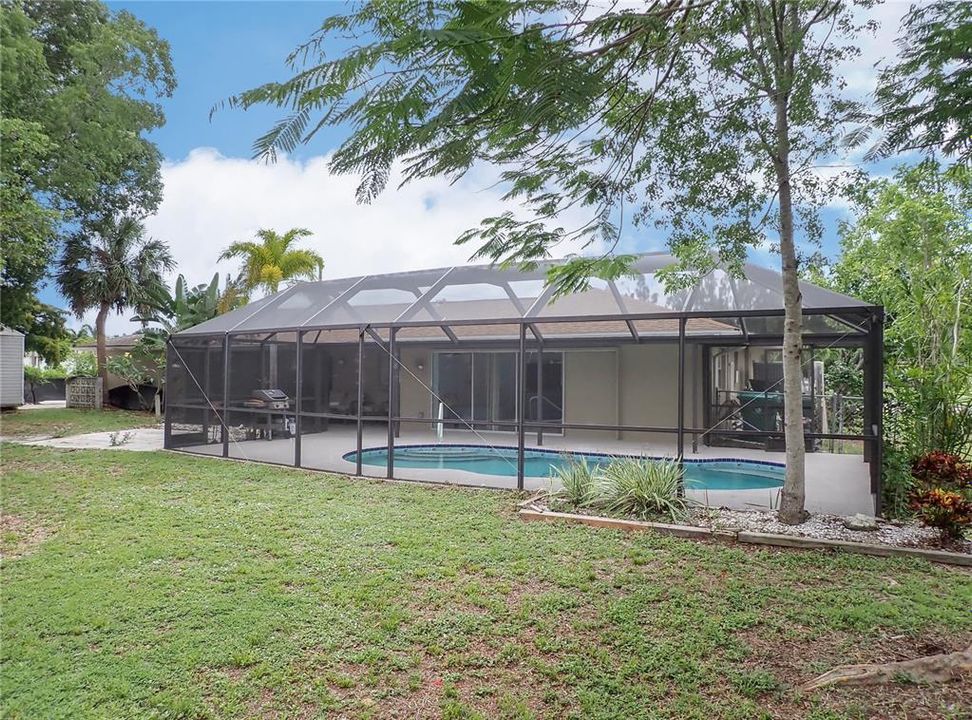 For Sale: $379,900 (3 beds, 3 baths, 1584 Square Feet)