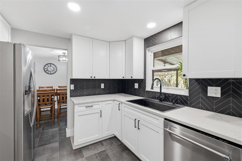 For Sale: $545,000 (3 beds, 2 baths, 1556 Square Feet)